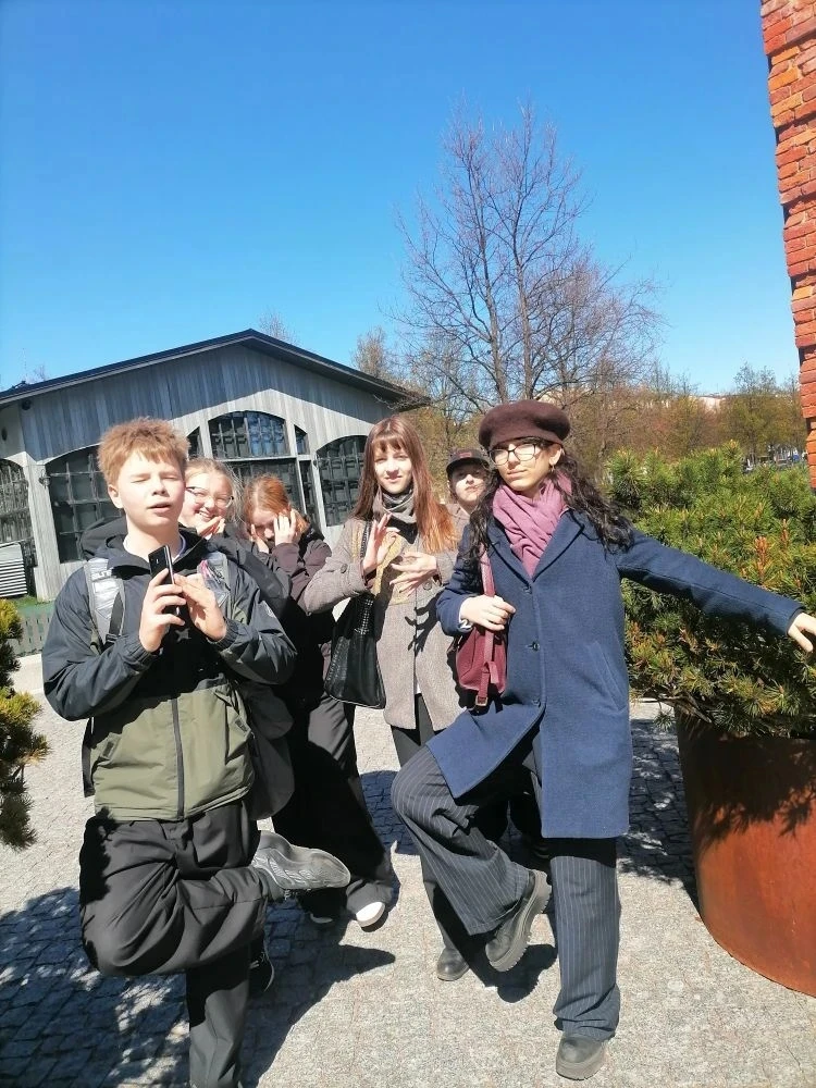 Сегодня, 6 мая, ребята 8А класса приняли участие в районных соревнованиях по фотоориентированию в Но