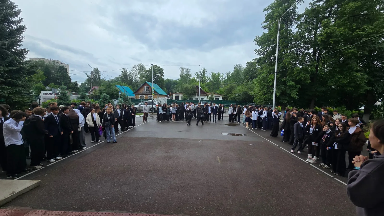 💯Сегодня наши выпускники 9 -х классов пишут первое ОГЭ по математике. По традиции мы п...