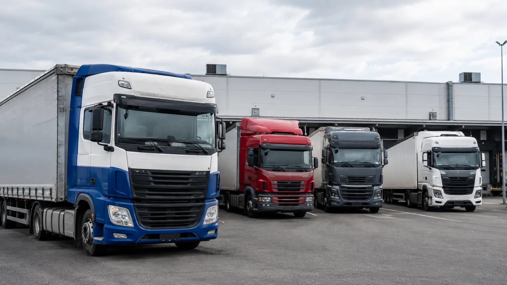 🚛 КАМАЗ укрепляет позиции на фоне спада рынка грузовиков