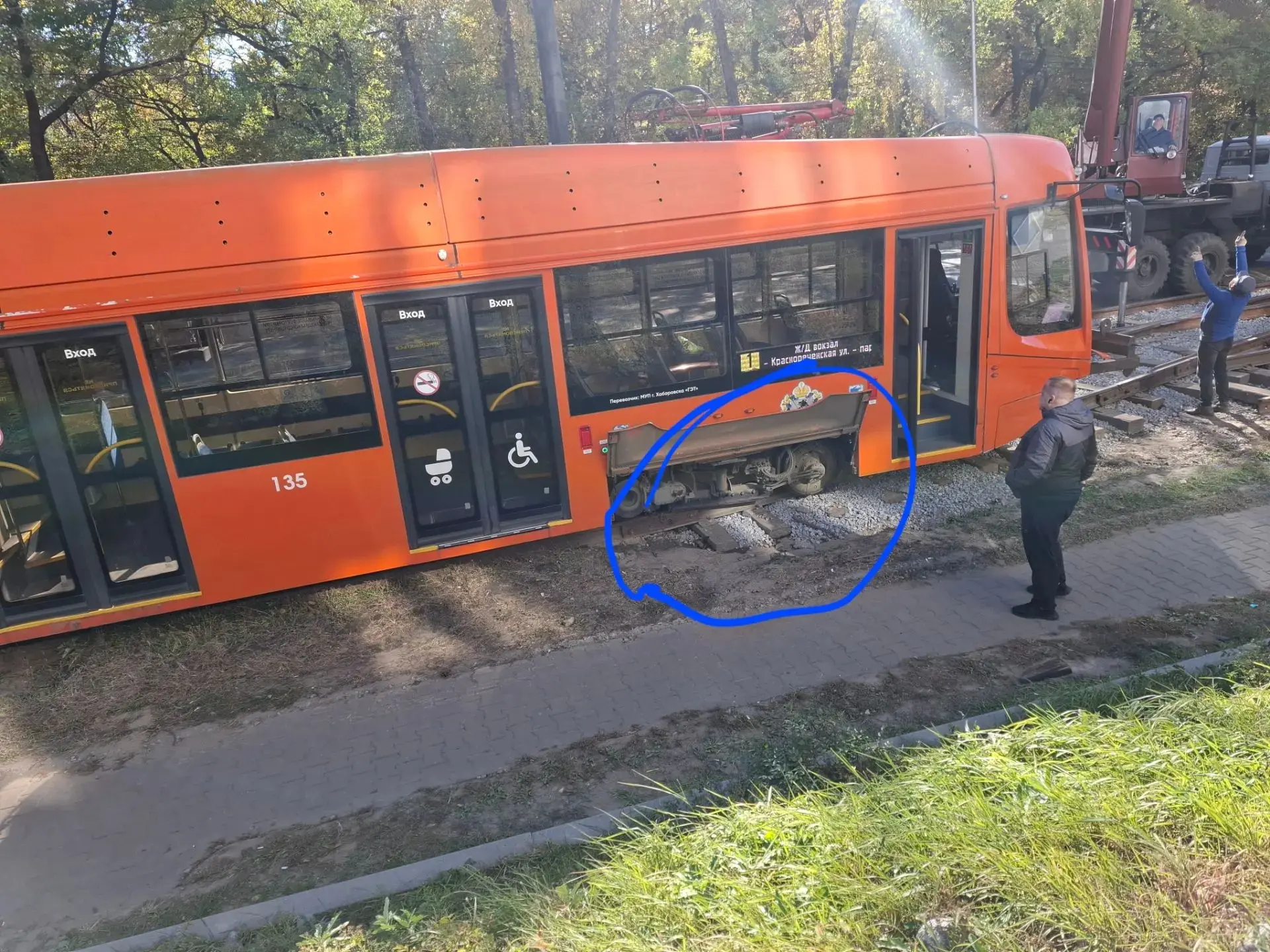 🚋 Трамвай сошёл с рельсов в Хабаровске