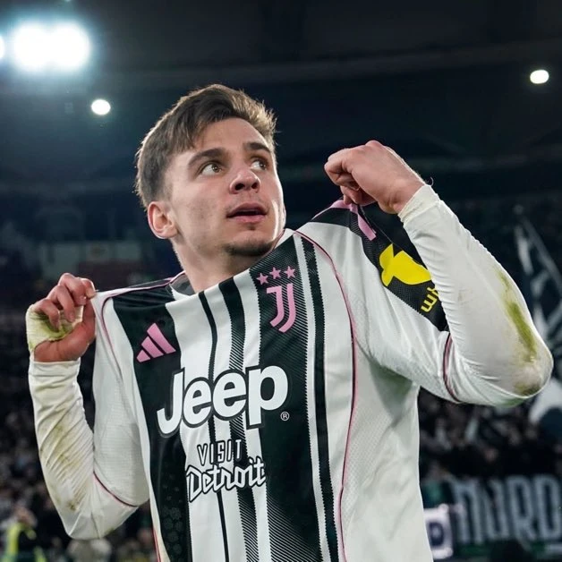 Tuttosport | Ожидается, что Франсишку Консейсао останется в «Ювентусе».

@juve_club