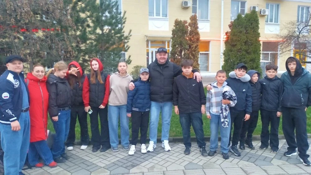 ⚽ Поездка учащихся на футбольный матч в Краснодаре  27 марта учащиеся нашей школы отправились в Крас