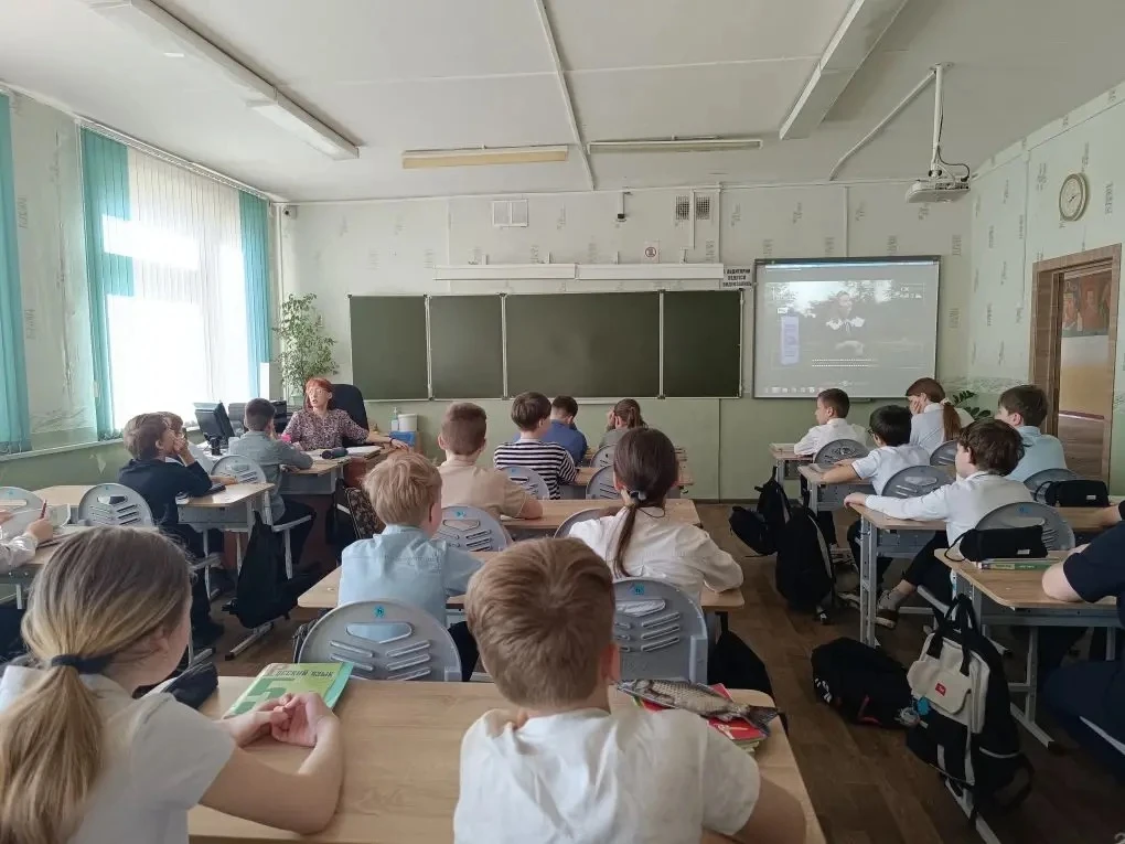 «Разговоры о важном»: песни, которые помогли победить 🎶 Сегодня в нашей школе прошёл увлекательное з