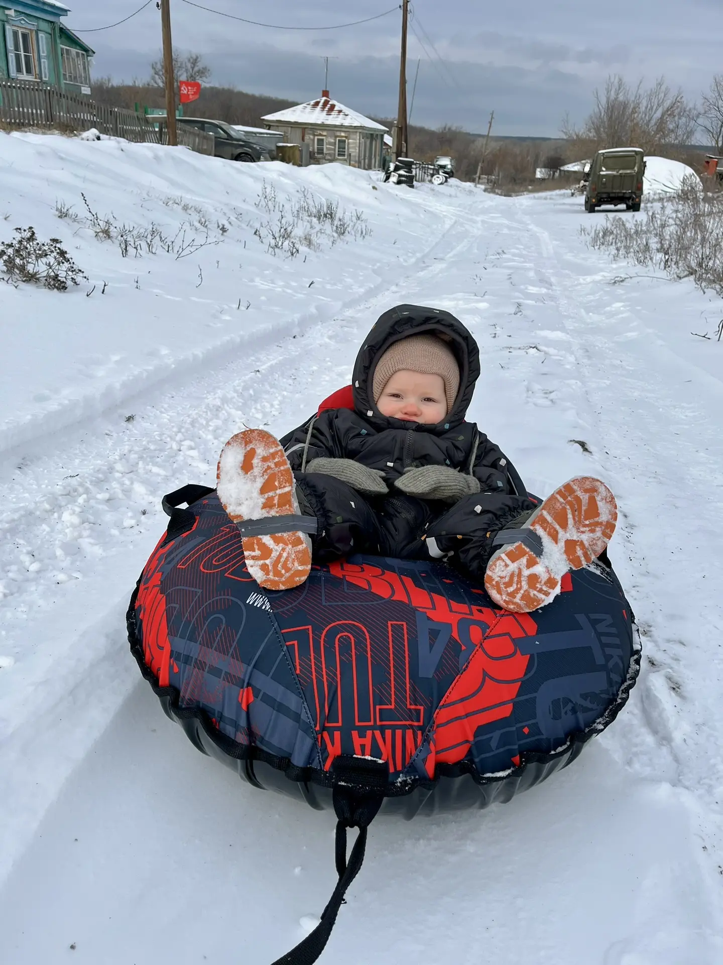 В хуторе снега больше, чем в городе