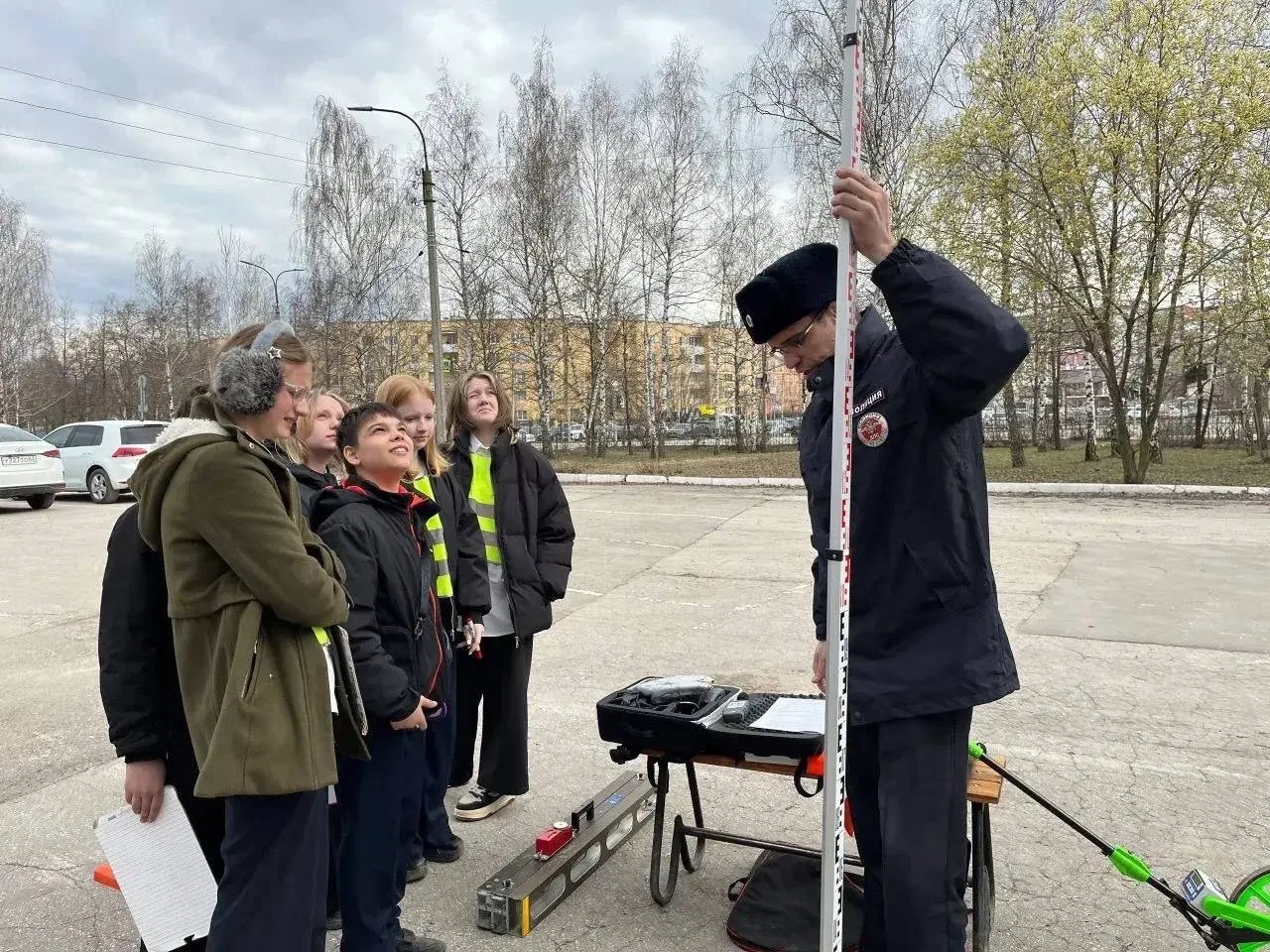 Математика на практике: рязанские школьники побывали в «патруле» ГАИ  В Рязани шестиклассники школы 