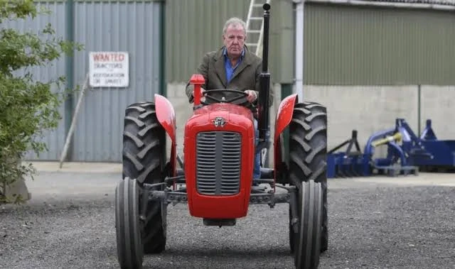 🚜 Джереми Кларксон запустил Only Farmers.