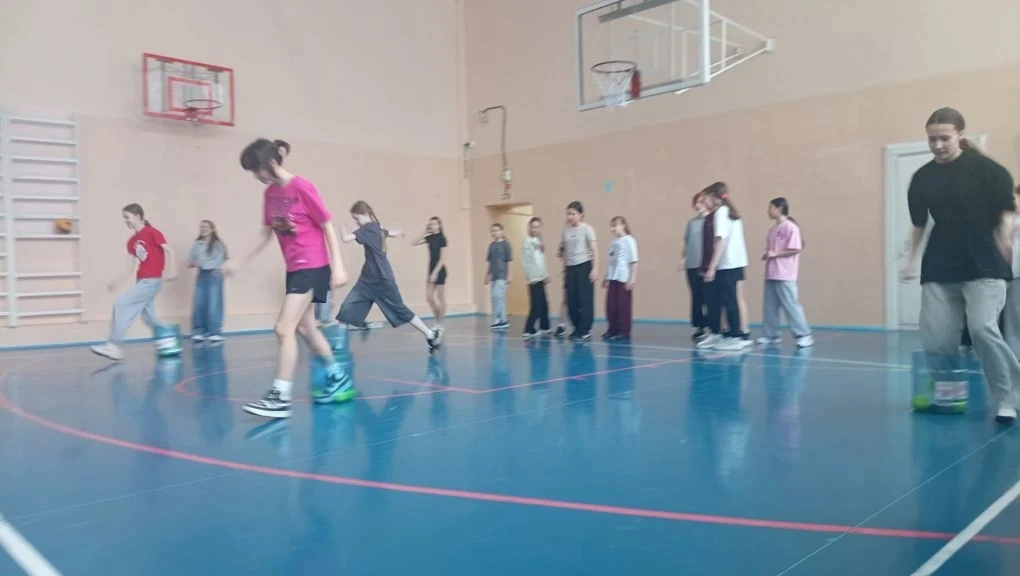 🤸На базе нашей школы с успехом прошло грандиозное спортивно-массовое мероприятие под названием "Ай д