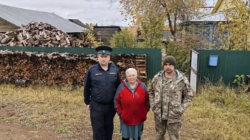 Судебные приставы купили плиту готовящей для бойцов СВО жительнице Красноярского края