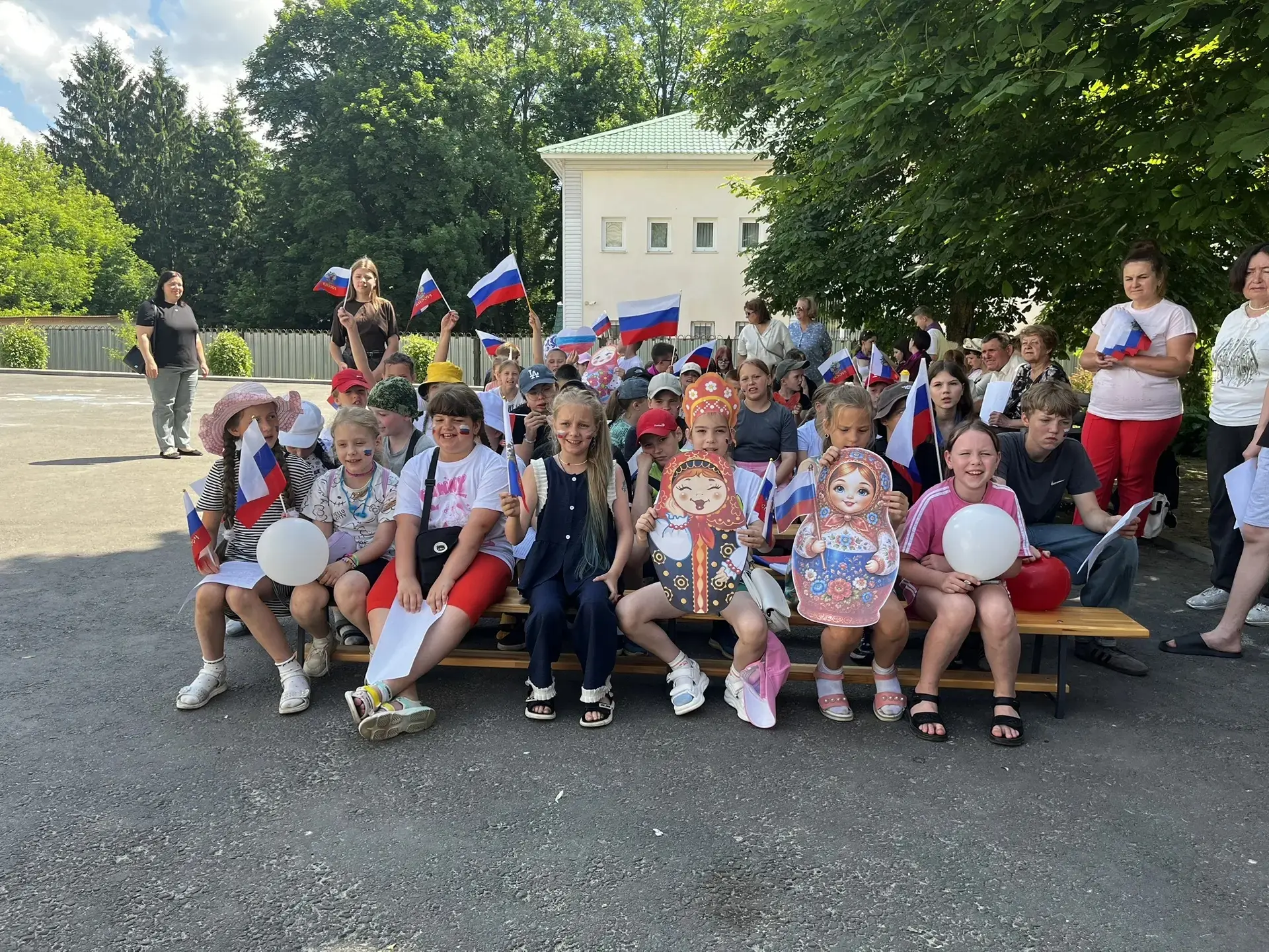 ✨️ДРУЖНЫЙ 2026✨️

🇷🇺11 июня в пришкольном  лагере «Дружный»  прошел насыщенный и праздничный день,