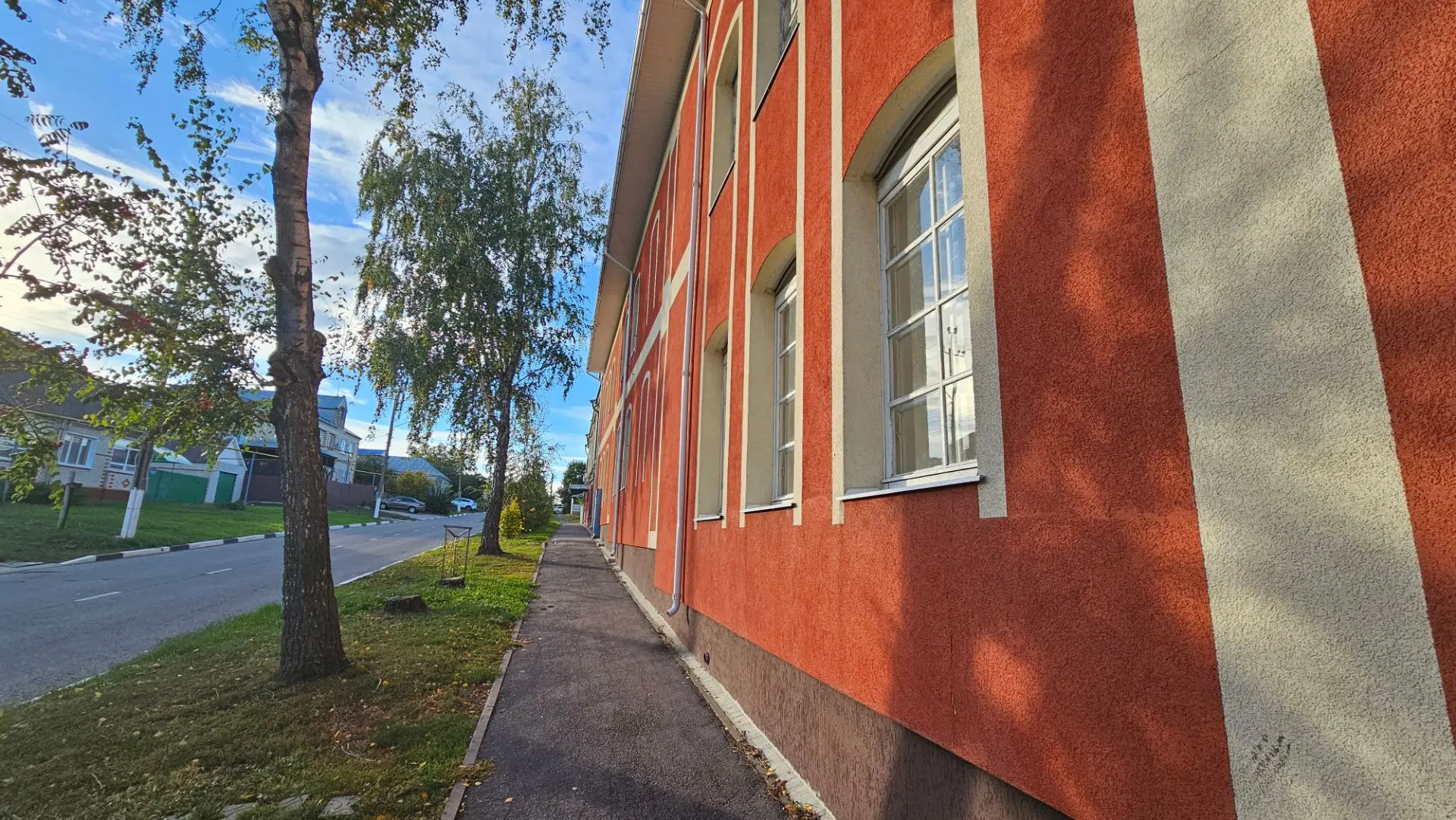 Вот так, фотографиями из прошлого авторского поста, мы и подошли к главной архитектурно...