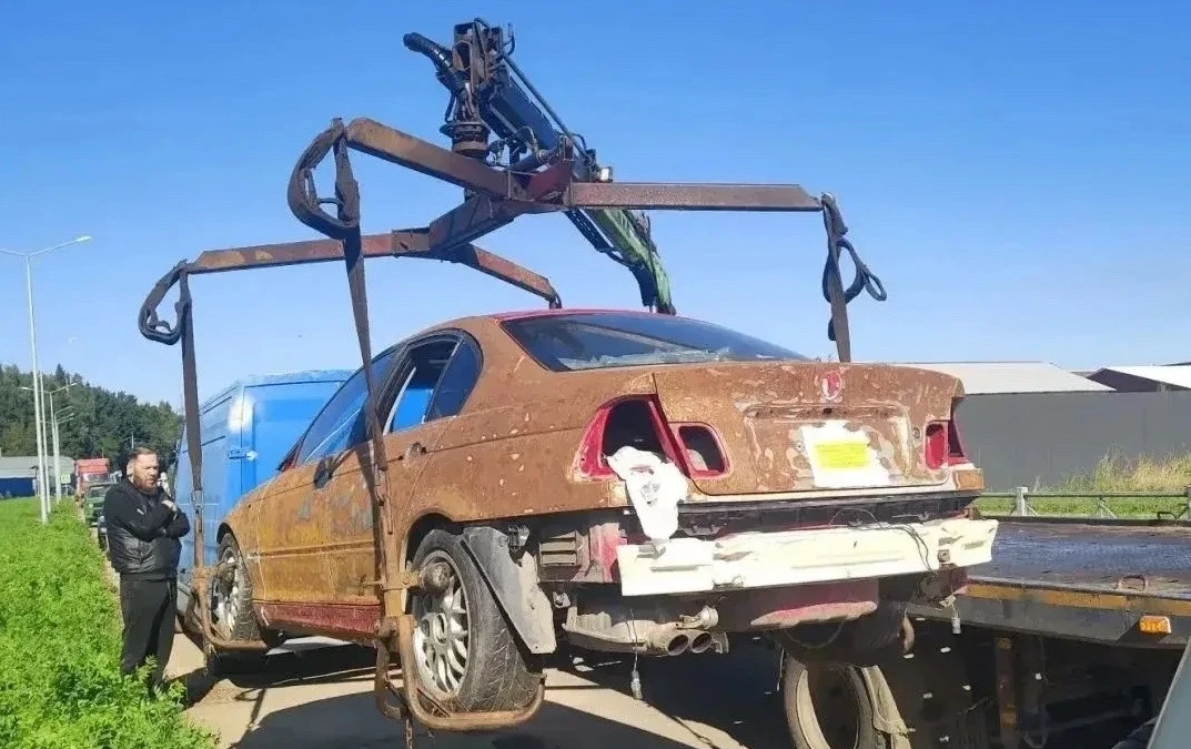 🚗 В Обнинске убрали брошенную легковушку