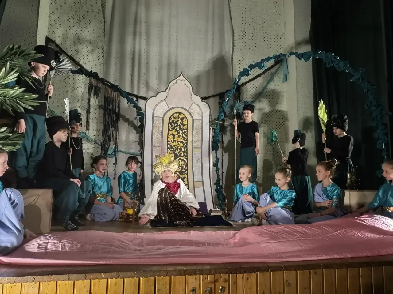 🎭 🌟Браво! «Золотая Антилопа» студии «11:30, или Полдвенадцатого» получила высокую оценку!  👏🎭Это зам