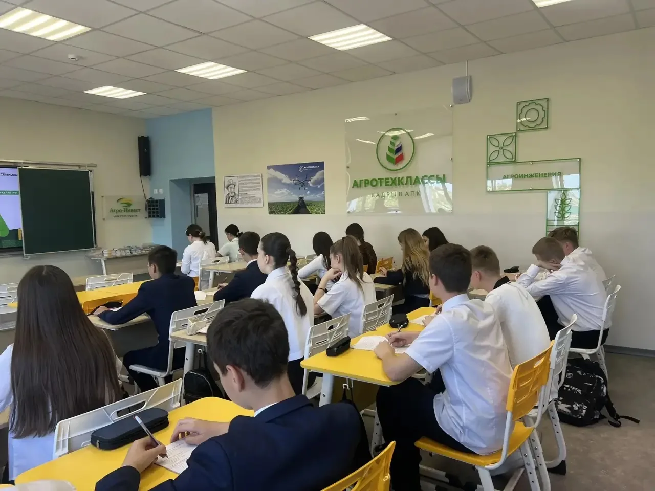 🌾 Агродиктант в Новоспасской СШ №1 им. А. С. Макаренко!   20 мая в нашей школе состоялся Агродиктант