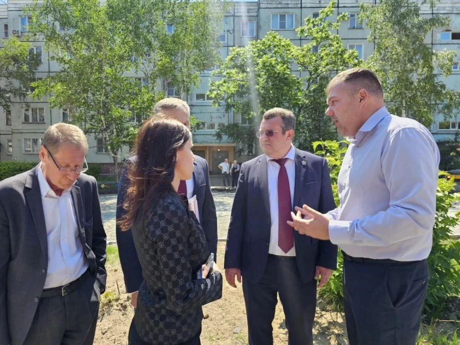 🏘️В Хабаровском крае приступили к благоустройству дворовых территорий
⁣
Работы ведутся по программе