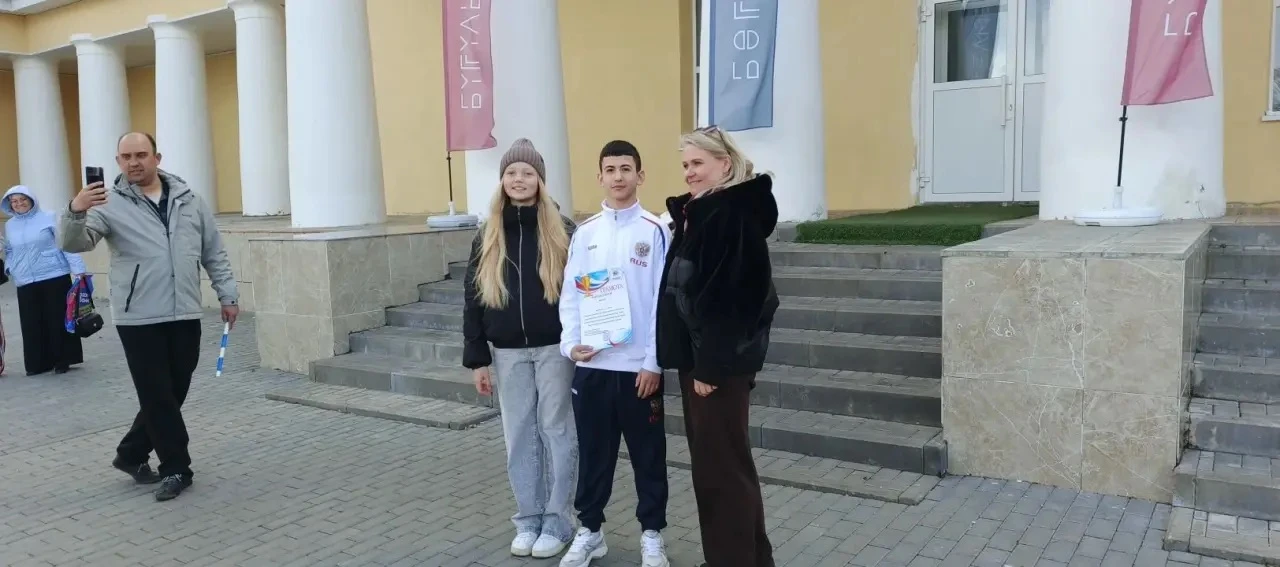 🏆 ЗОЛОТО НАШЕ! 6 «А» — ЧЕМПИОНЫ! Мы с огромной гордостью поздравляем команду нашей школы, учеников 6