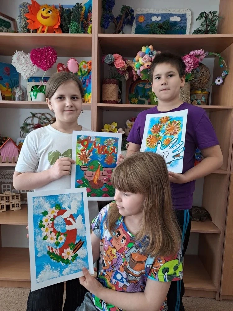 🎨 Участие в школьном конкурсе рисунков ко Дню Победы