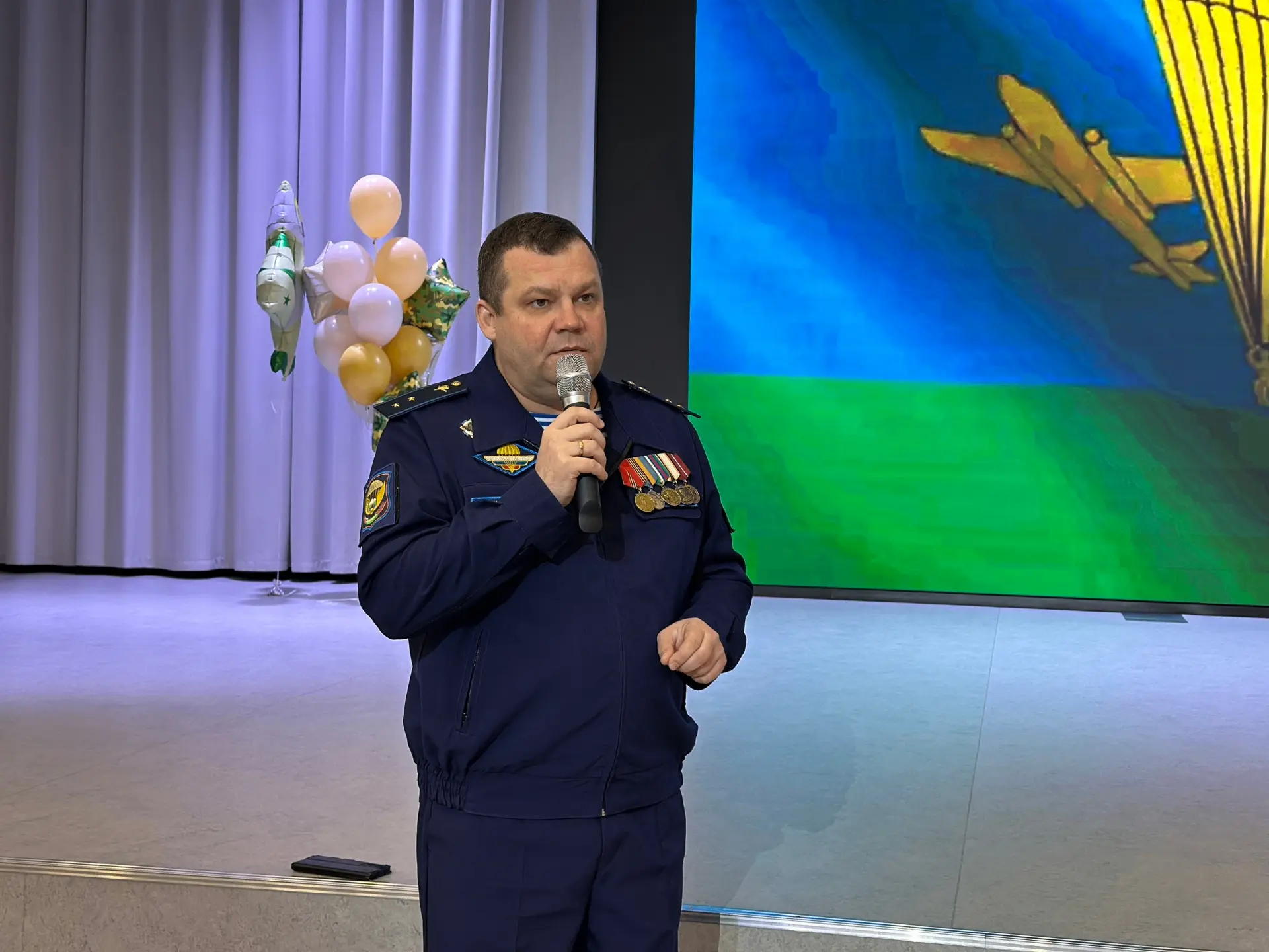 Ветеран боевых действий на Северном Кавказе Бондаренко Евгений Сергеевич провёл для учащихся 6 и 7 к