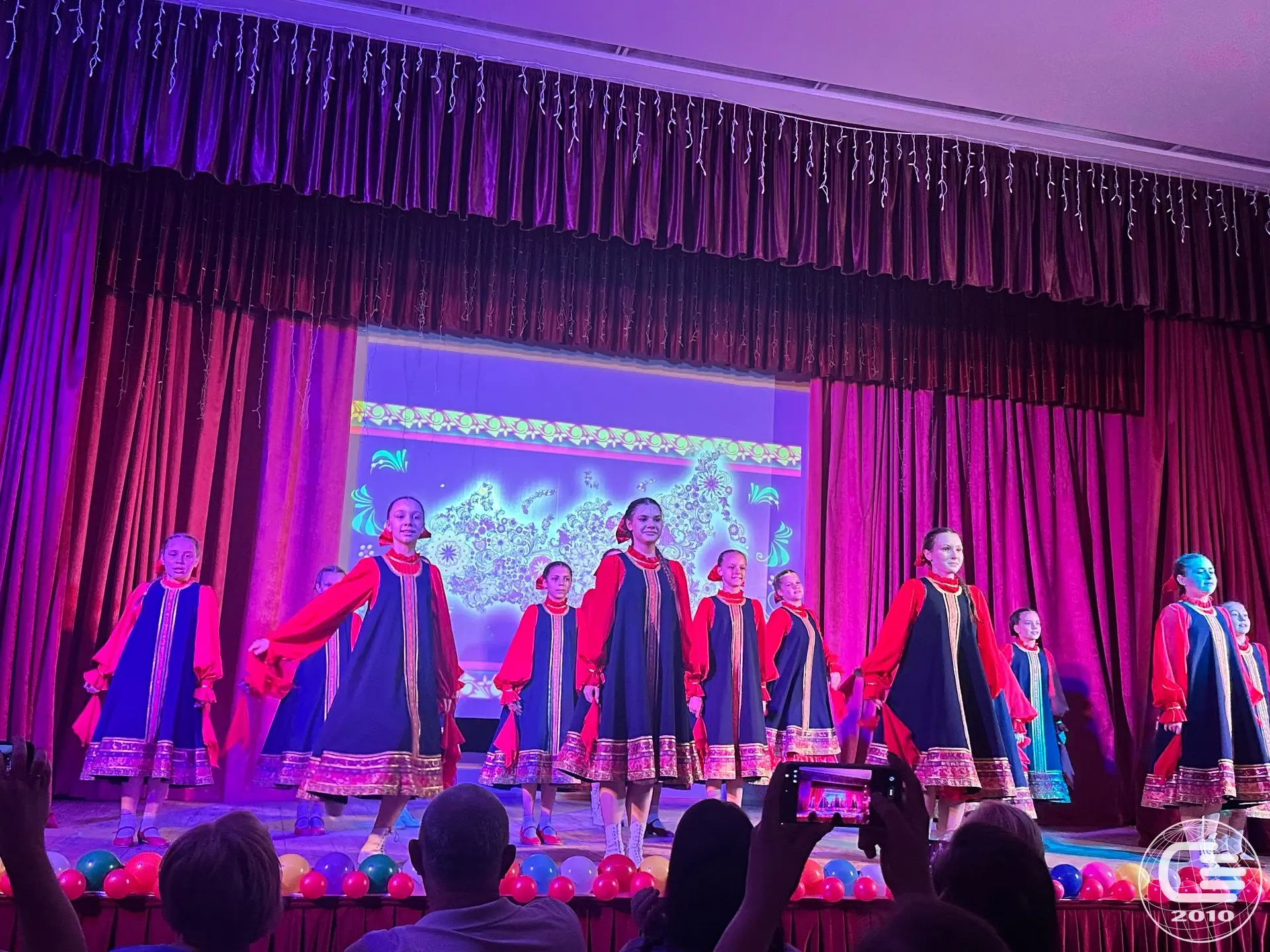 💃 В четверг в нашей школе состоялся настоящий праздник русской культуры и грации: с аншлагом прошёл 