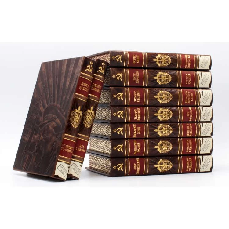 Сегодня у нас анонс эксклюзивных книг, еще один и на сегодня последний лот Собрание кни...
