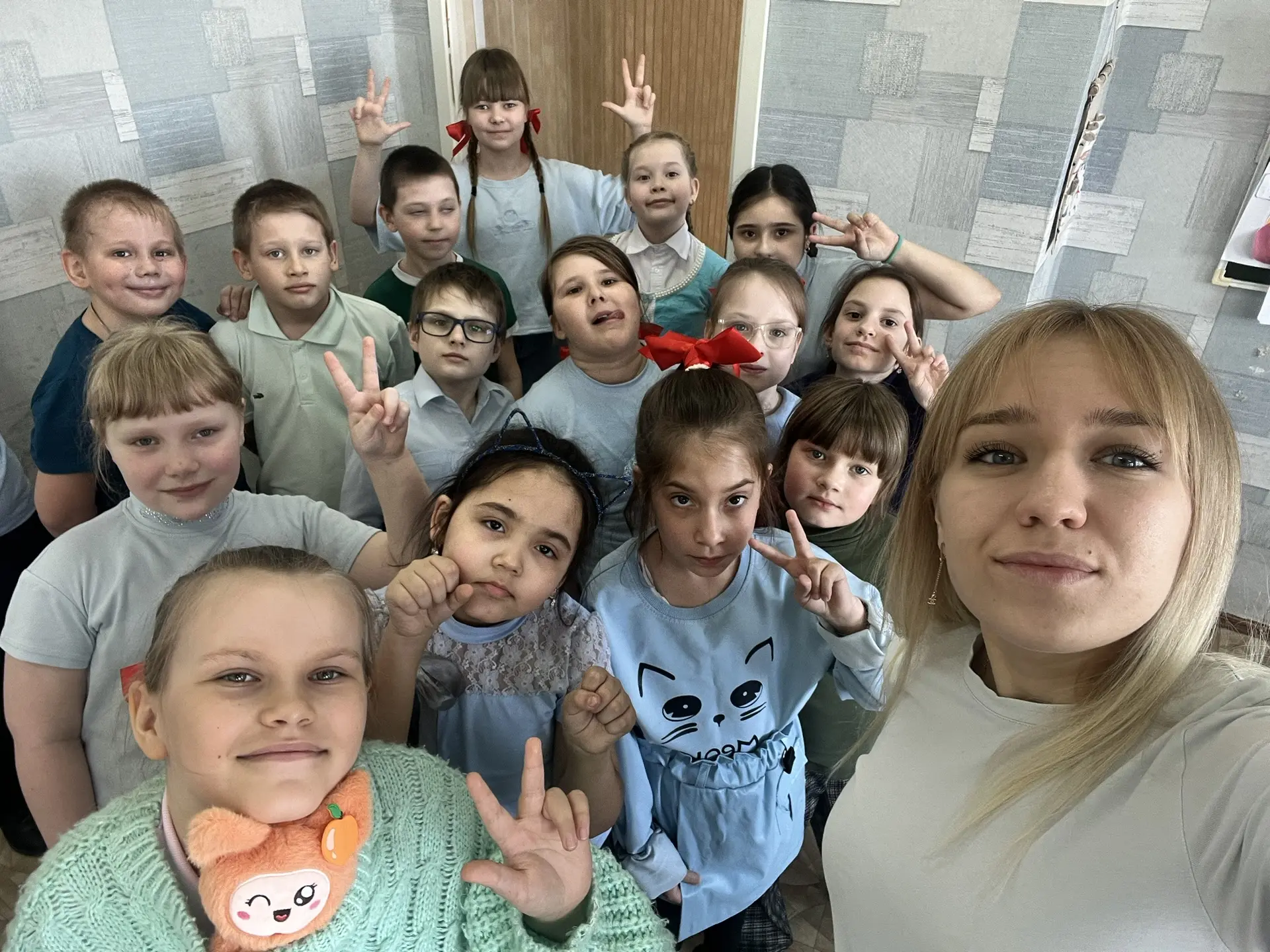 🩵Голубой и зелёный от 2 «А»💚