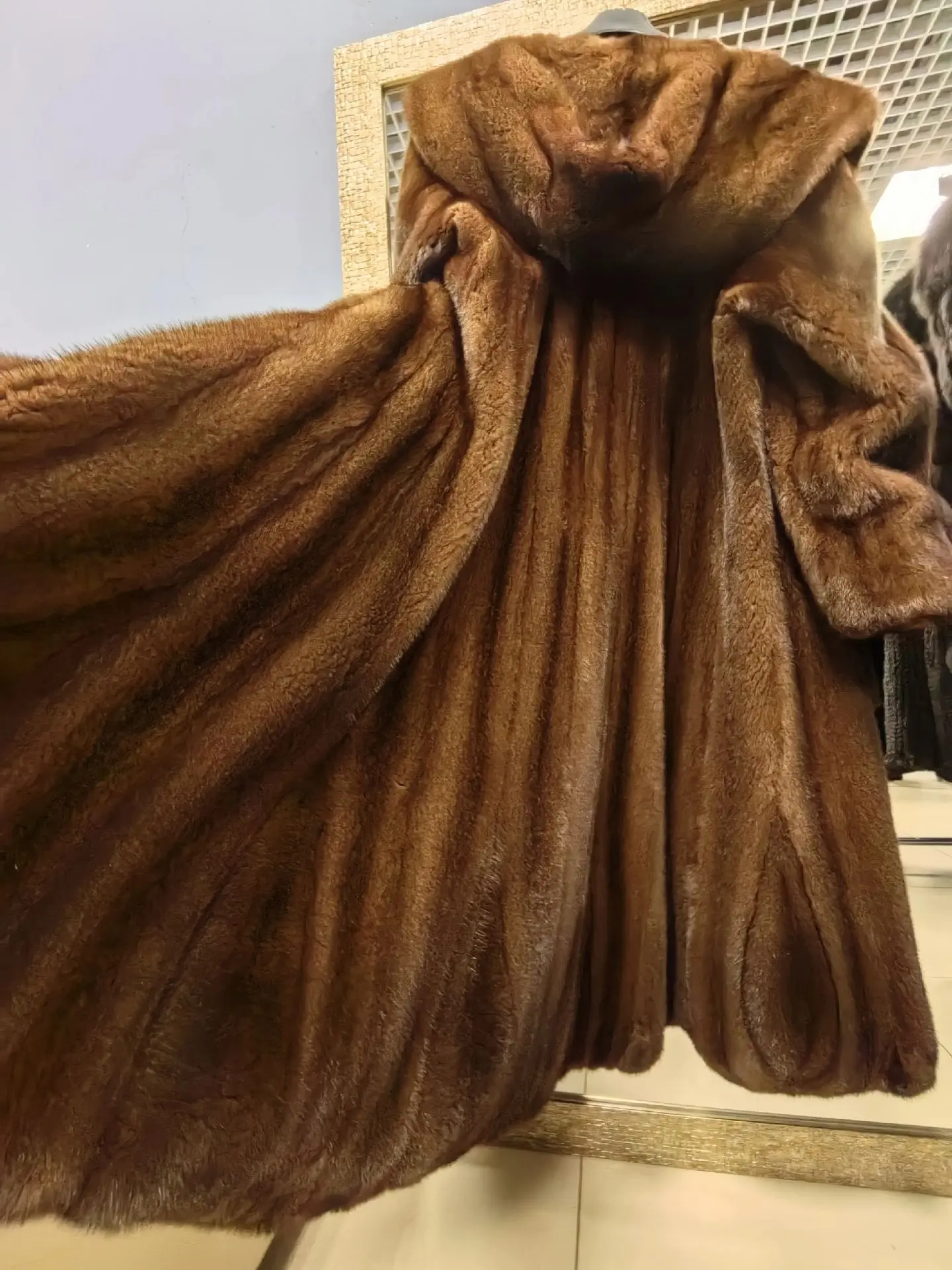 ✨ МЯГКОЕ ЗОЛОТО ОТ KING OF FURS! ЭТО НЕ ШУБА — ЭТО ШЕДЕВР!
