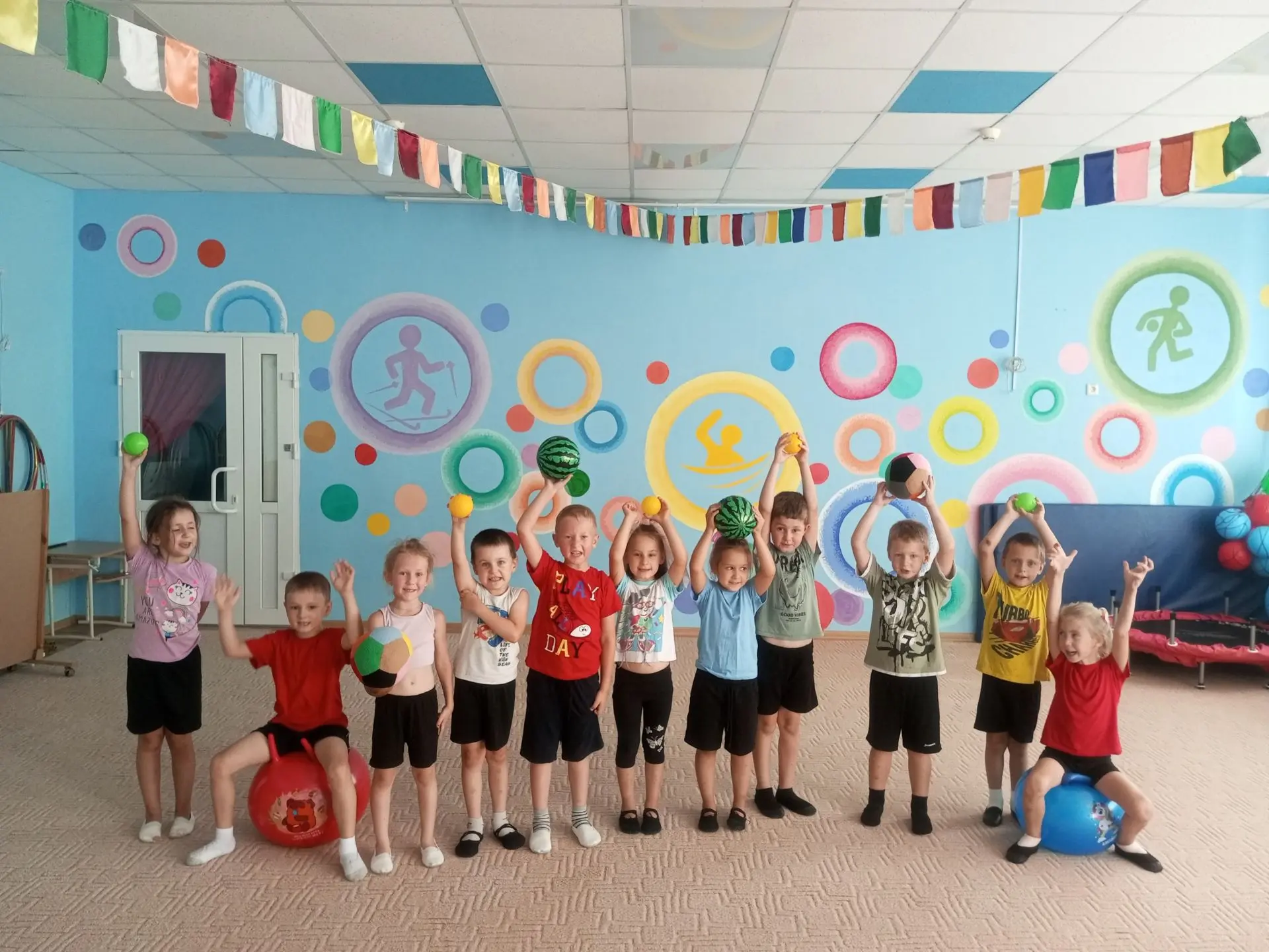 #ОбразованиеГуково            Сегодня в подготовительной группе " Капитошка" прошло физ...