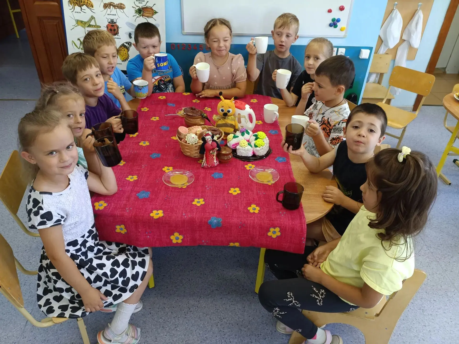 🐝Празднуем Медовый Спас в группе «Ручеёк»! 🌻