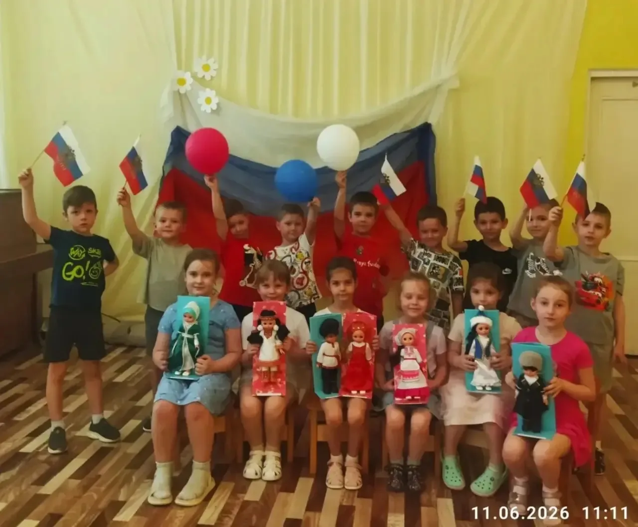 В преддверии Дня России в МБОУ ЦО 9 строение 5 прошёл тематический день, посвящённый этому замечател