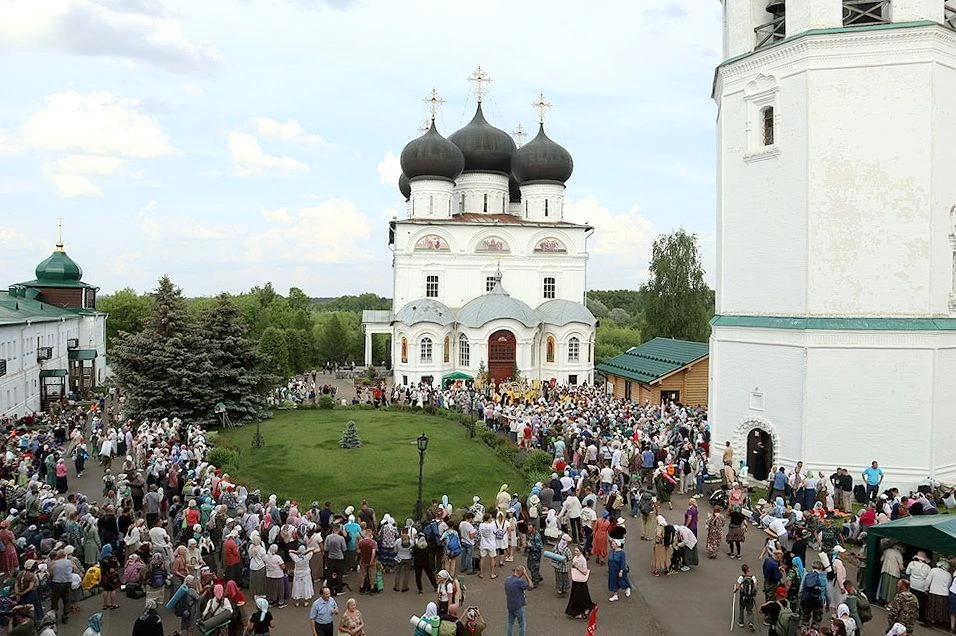 📌Десять улиц Кирова перекроют на время возвращения крестного хода.

8 июня в Киров возвращаются уча