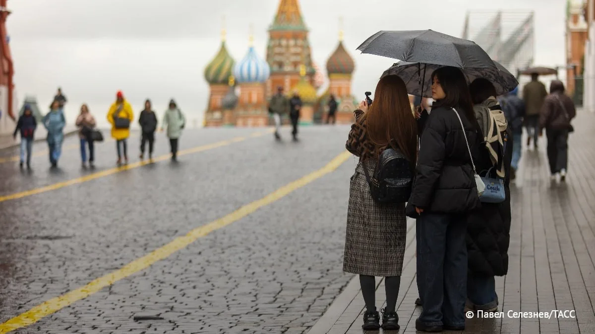 ☁️ На День Победы в Москве ожидается облачная погода с небольшим дождём