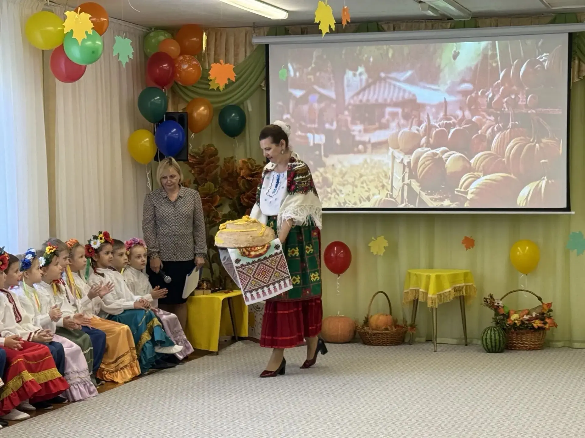 Сегодня в нашем детском саду 🏫 прошла традиционная Осенняя ярмарка 🎪.