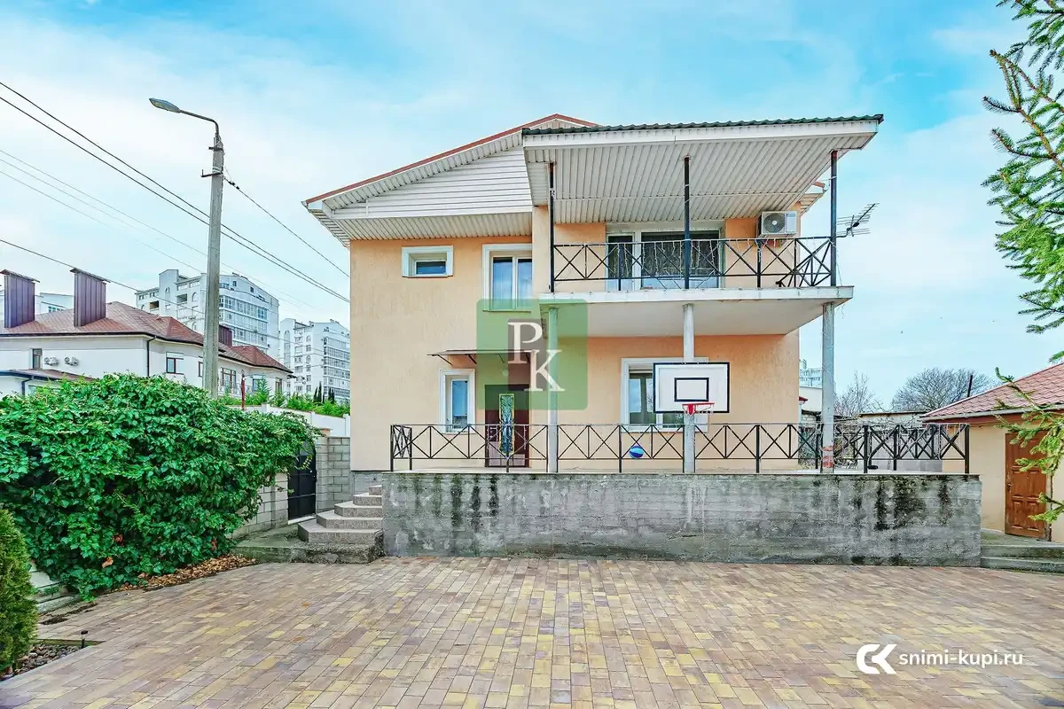 Дом с участком, 154 м²
