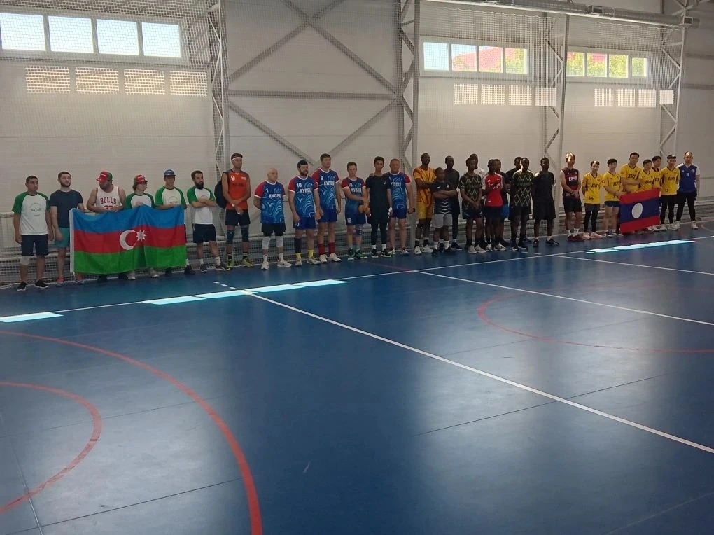 🇷🇺🏐12 июня, в День России, состоялся многонациональный турнир по волейболу!
 В этот праздничный д