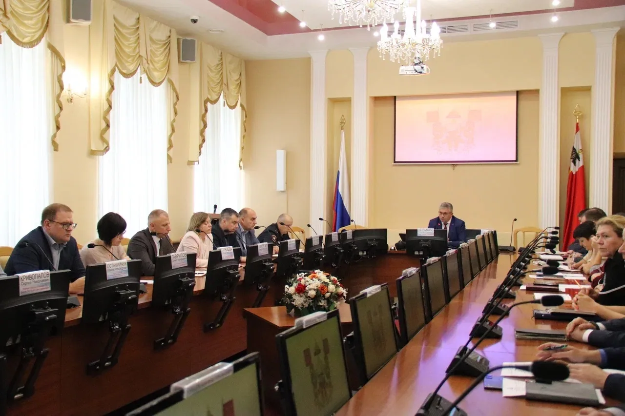 Вновь вернулись к вопросу безопасности на ремонтно-строительных площадках. Особое внима...