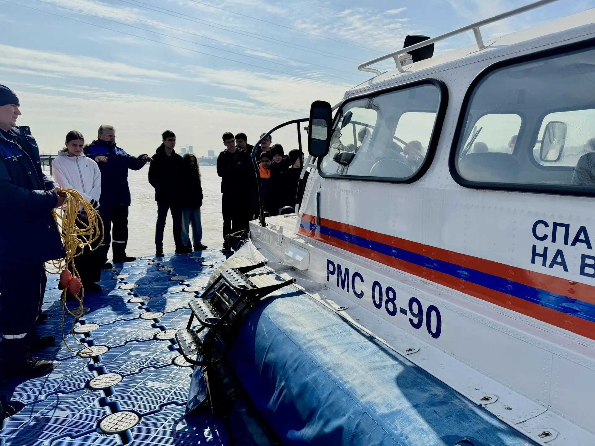 🎓 Ребята 5-7 классов под руководством социального педагога Николаевой Анжелики Нуртдиновой и учителя
