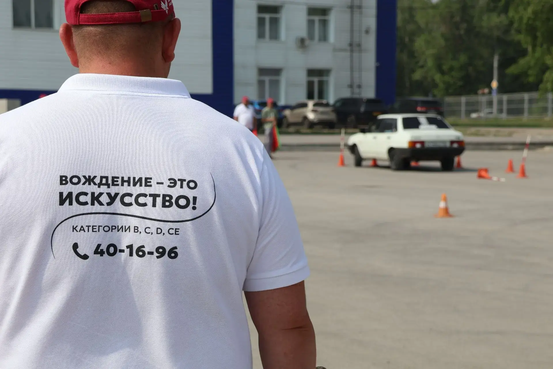 НАСТОЯЩИЕ ПРОФИ ЗА РУЛЁМ 
Сегодня в Алтайском транспортном техникуме прошел конкурс профессиональног