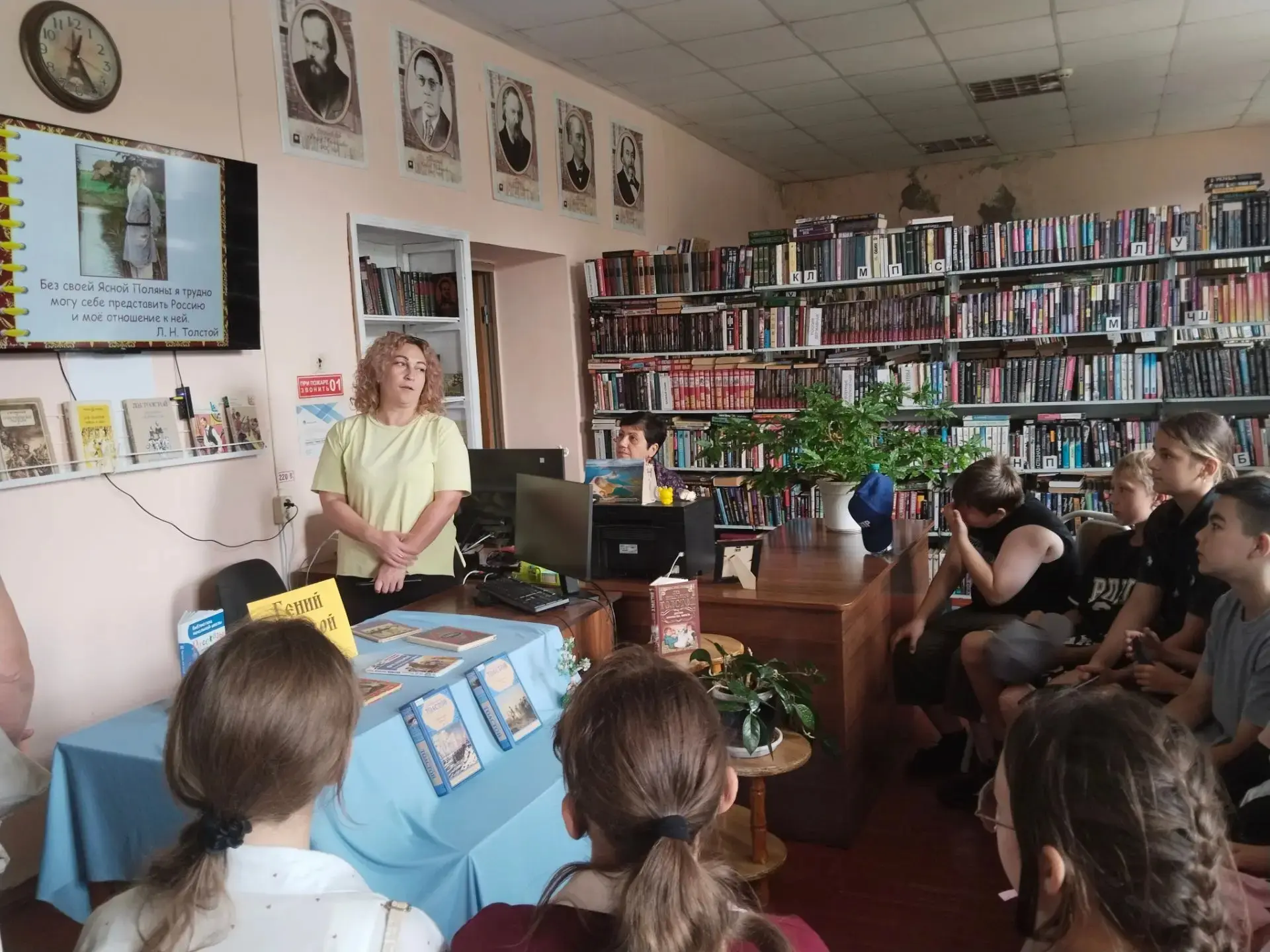 📖 В лагере «Колосок» прошел литературный час «Герой русской земли». Ребята погрузились в мир произв