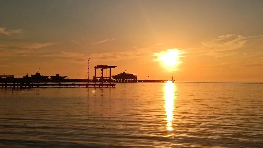 Закат над Анапой 🌅

Спокойной ночи!

Прислать новость | Обсудить в чате
