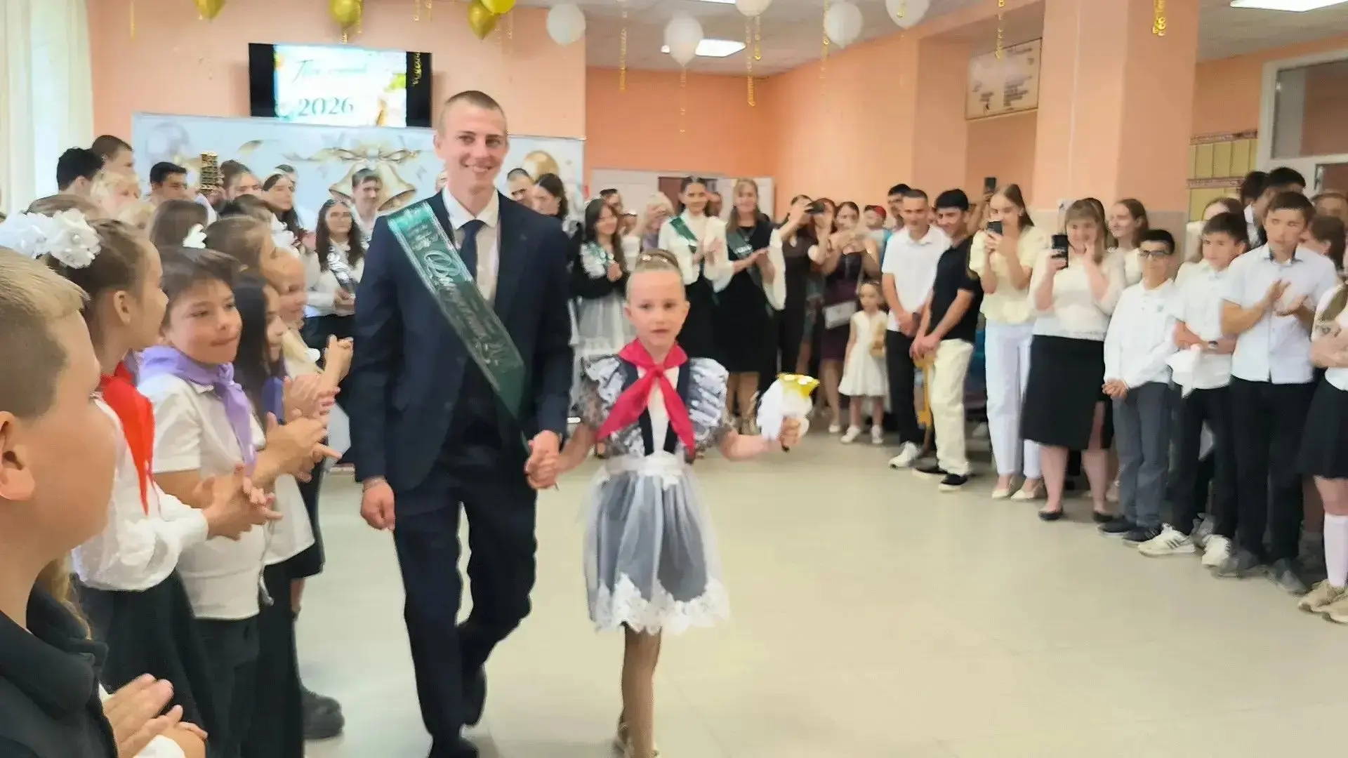 Выпускники! Ни пуха ни пера!