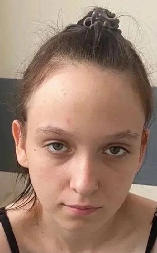 🔎 В Твери разыскивают пропавшую 16-летнюю Ангелину Навроцкую