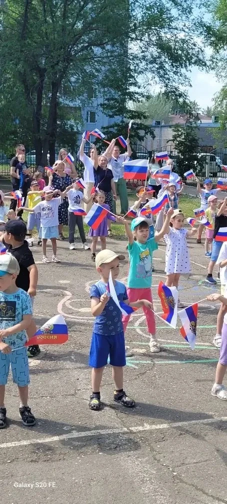🇷🇺 С любовью к Родине: День России в нашем детском саду!
Сегодня стены нашего детского сада наполн