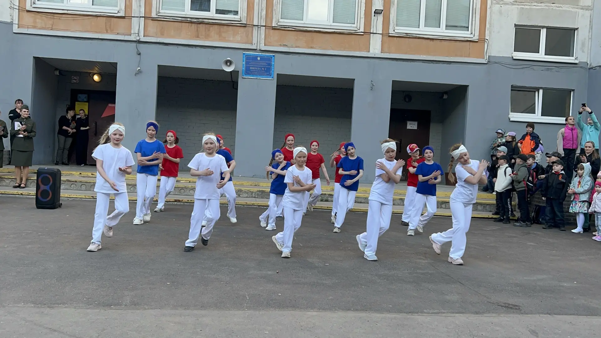 🇷🇺 В преддверии 9 Мая наша школа превратилась в настоящий островок памяти и благодарности.  Вместе с