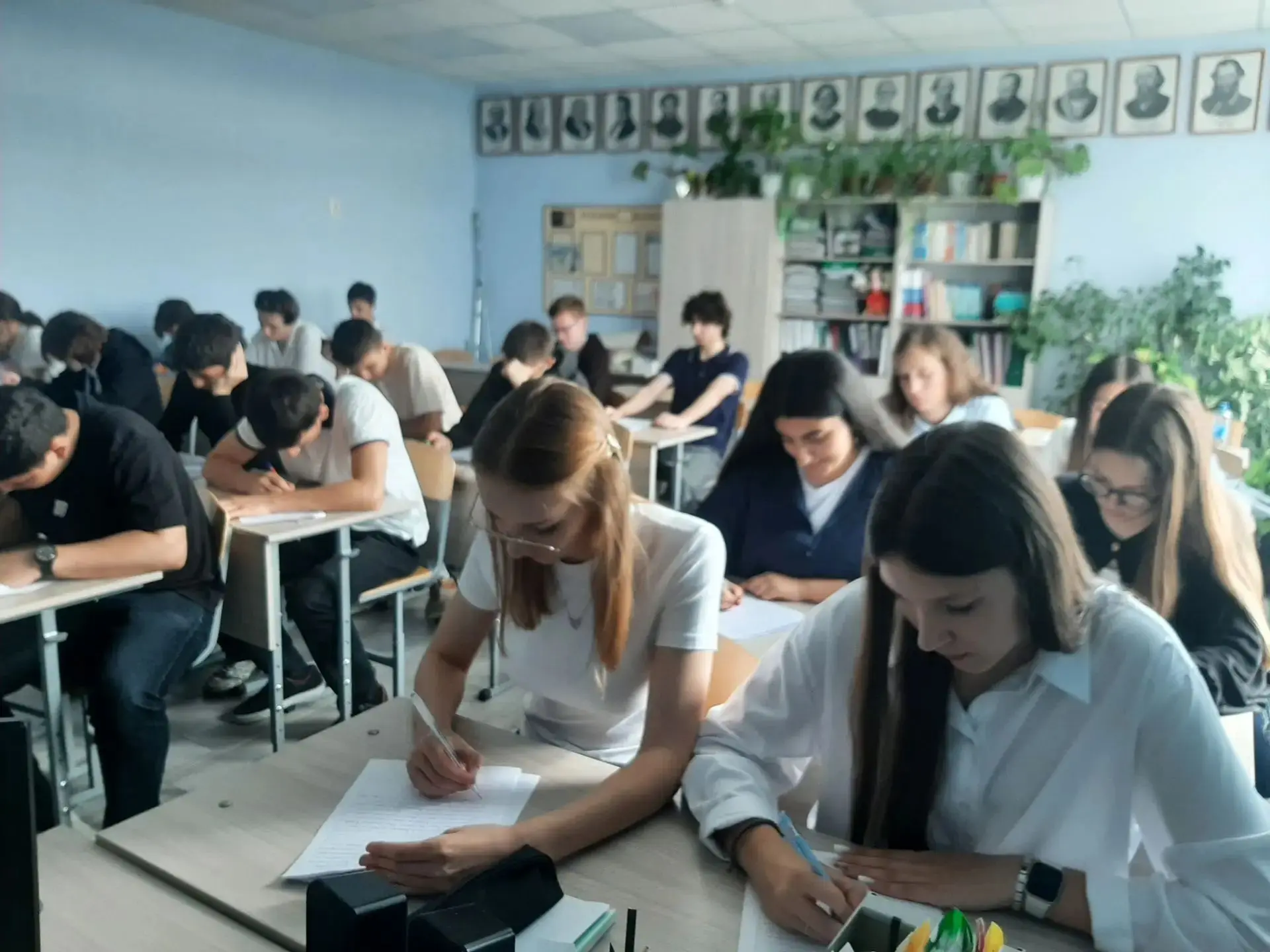 Сегодня в МБОУ СОШ №28 г.Ставрополя состоялся антинаркотический диктант – просветительс...