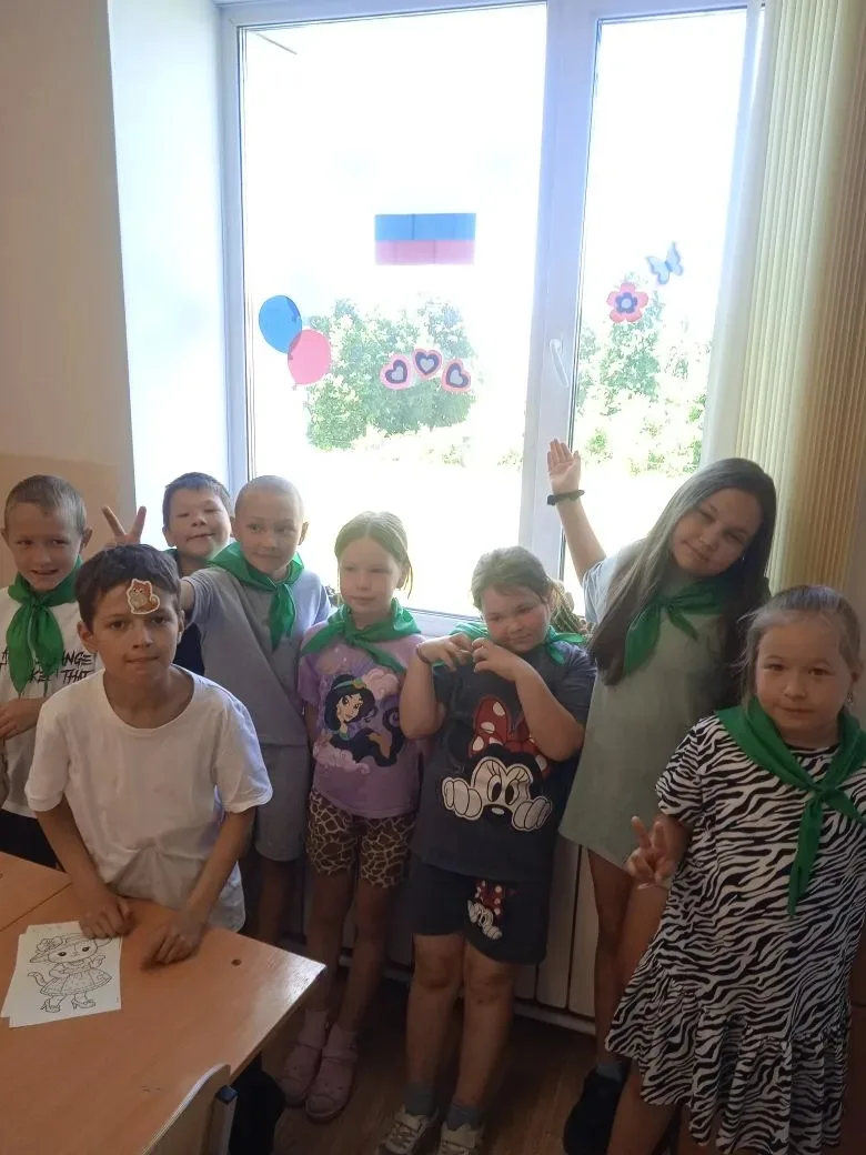 💫Сегодня отряд «Кристалл» доказал, что патриотизм может быть красивым. Участие в общих мероприятиях
