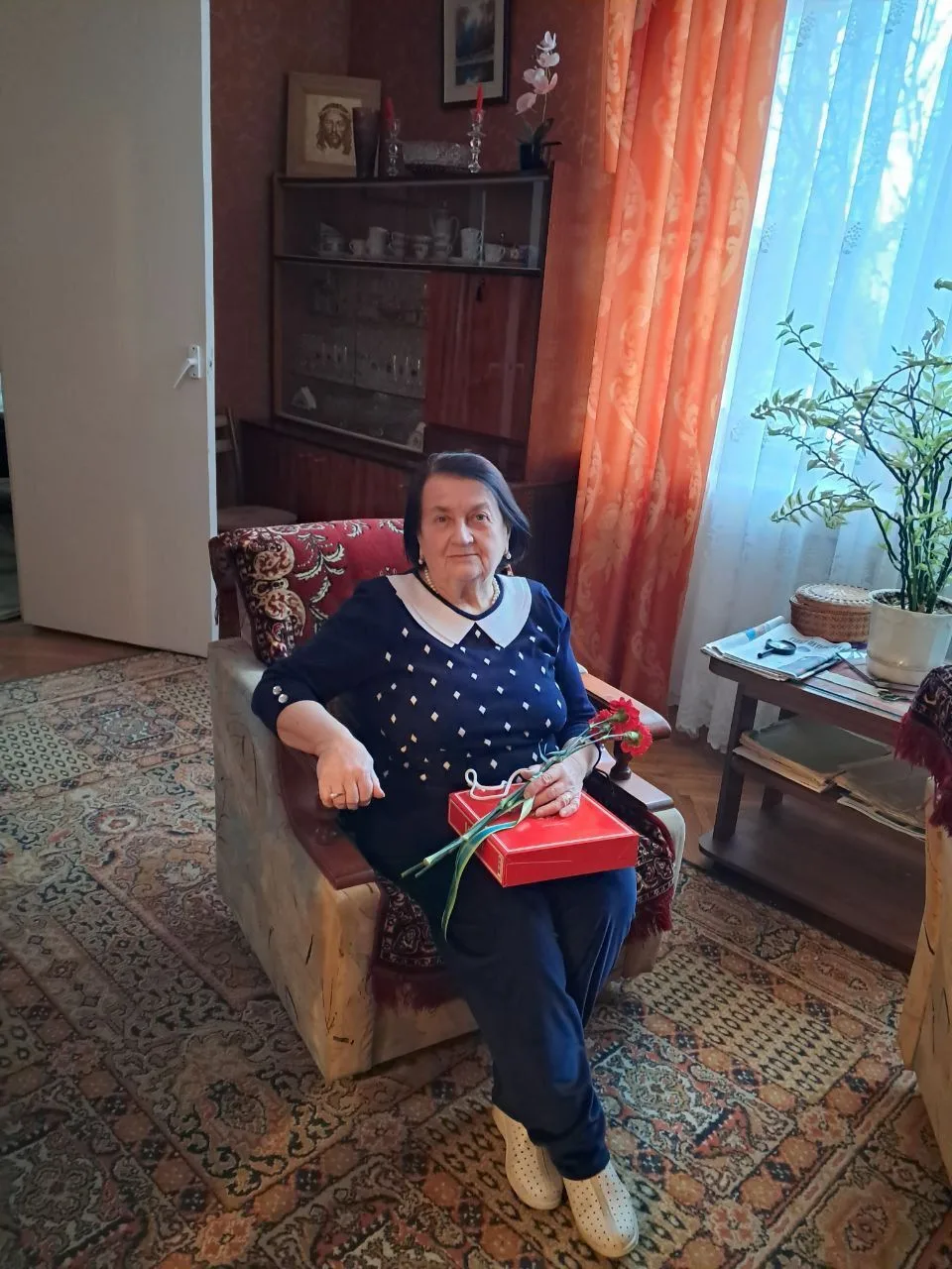 Накануне 82-й годовщины полного освобождения Ленинграда от фашистской блокады сотрудник...