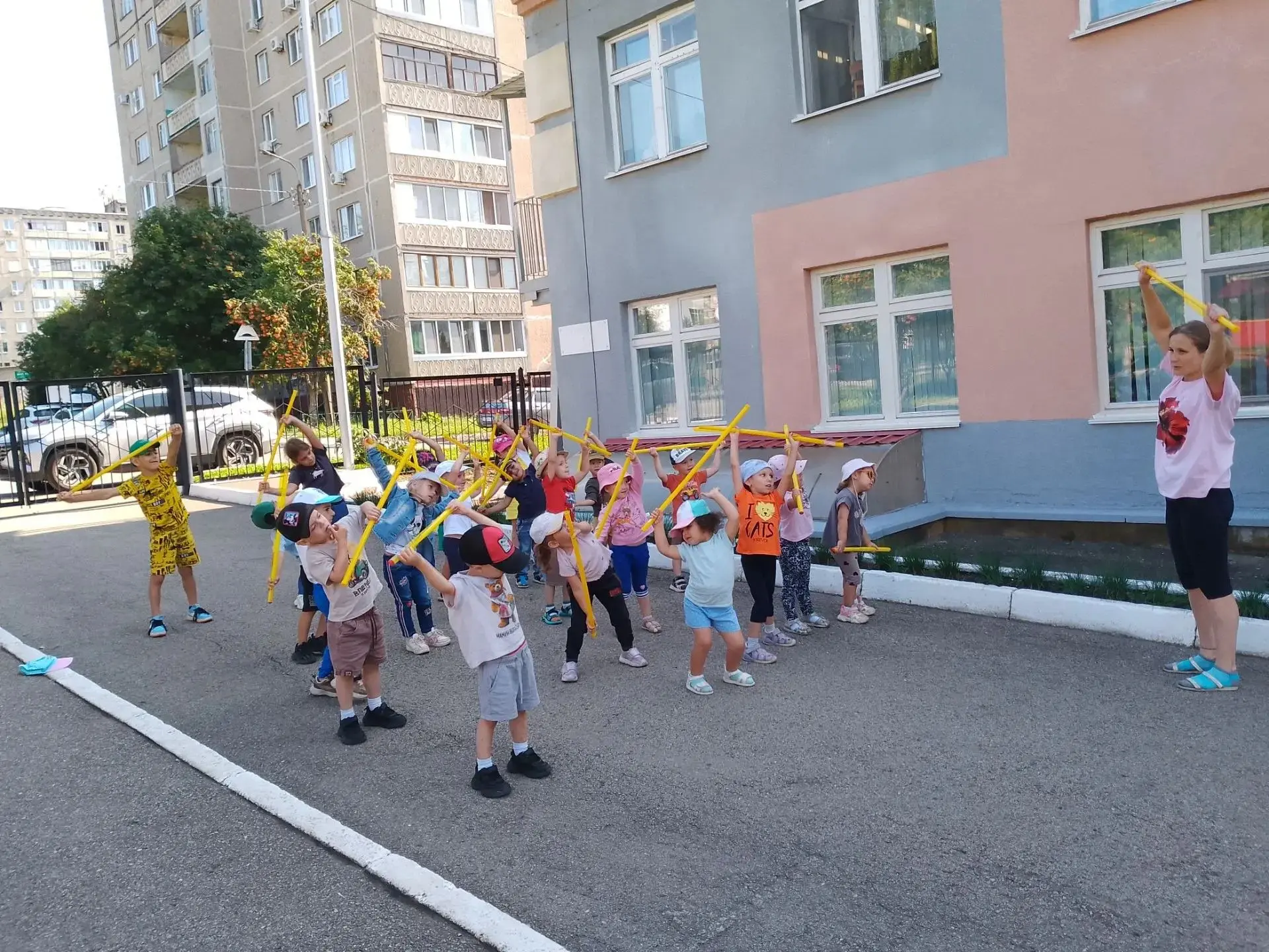 «День Здоровячков»- физкультурный досуг в детском саду!☀️В преддверии Дня физкультурник...