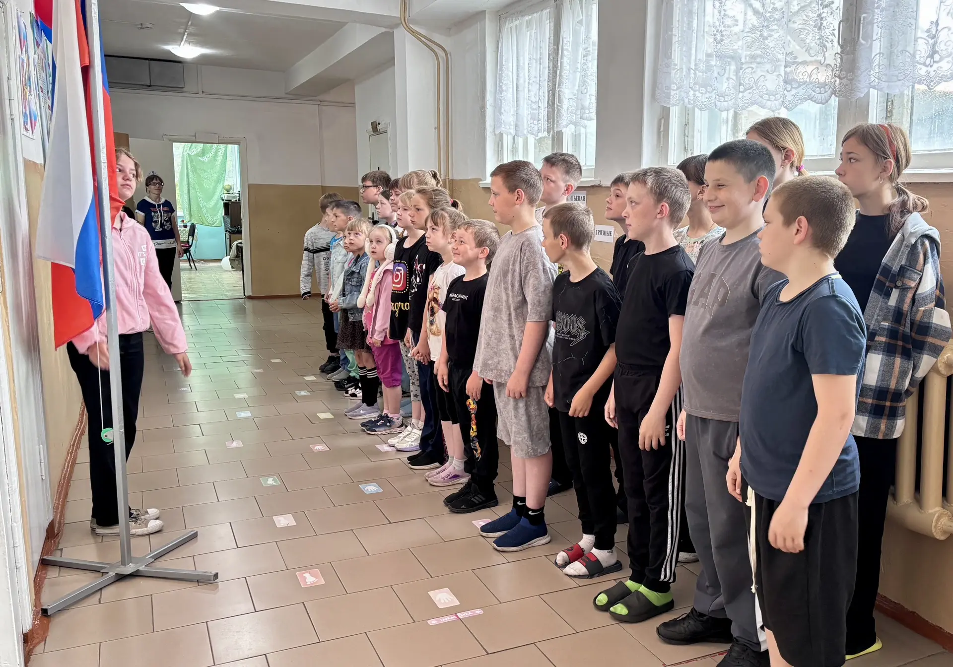 Седьмой день в "Радуге Дружбы": кино, безопасность и "Движение Первых"! 🇷🇺

Сегодняшний день в наш