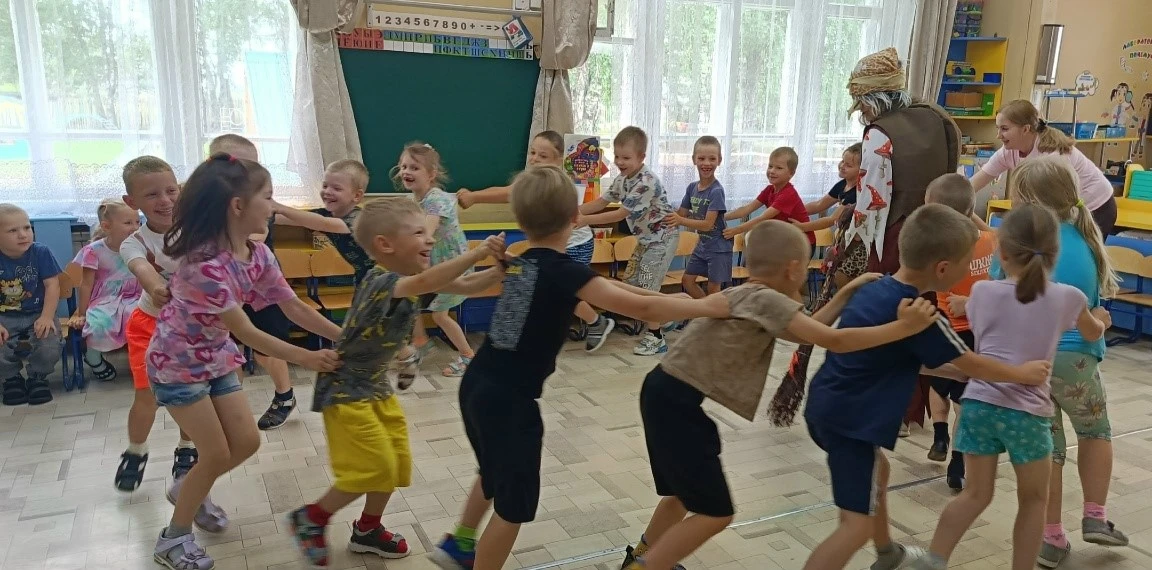 💥Сегодня в нашем детском саду состоялось необычное и весёлое событие — праздник День рождения Бабы 