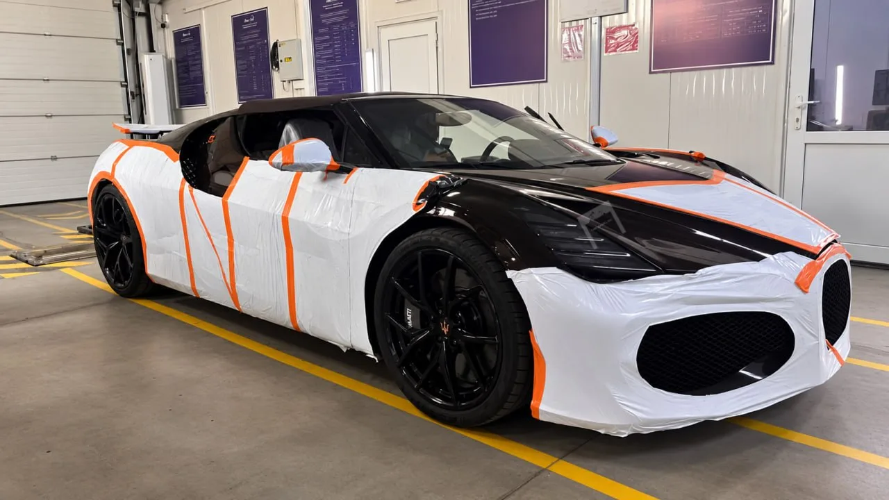 Bugatti Mistral, из-за которой пошёл на х*й общественник Бородин, принадлежит не Тимати...