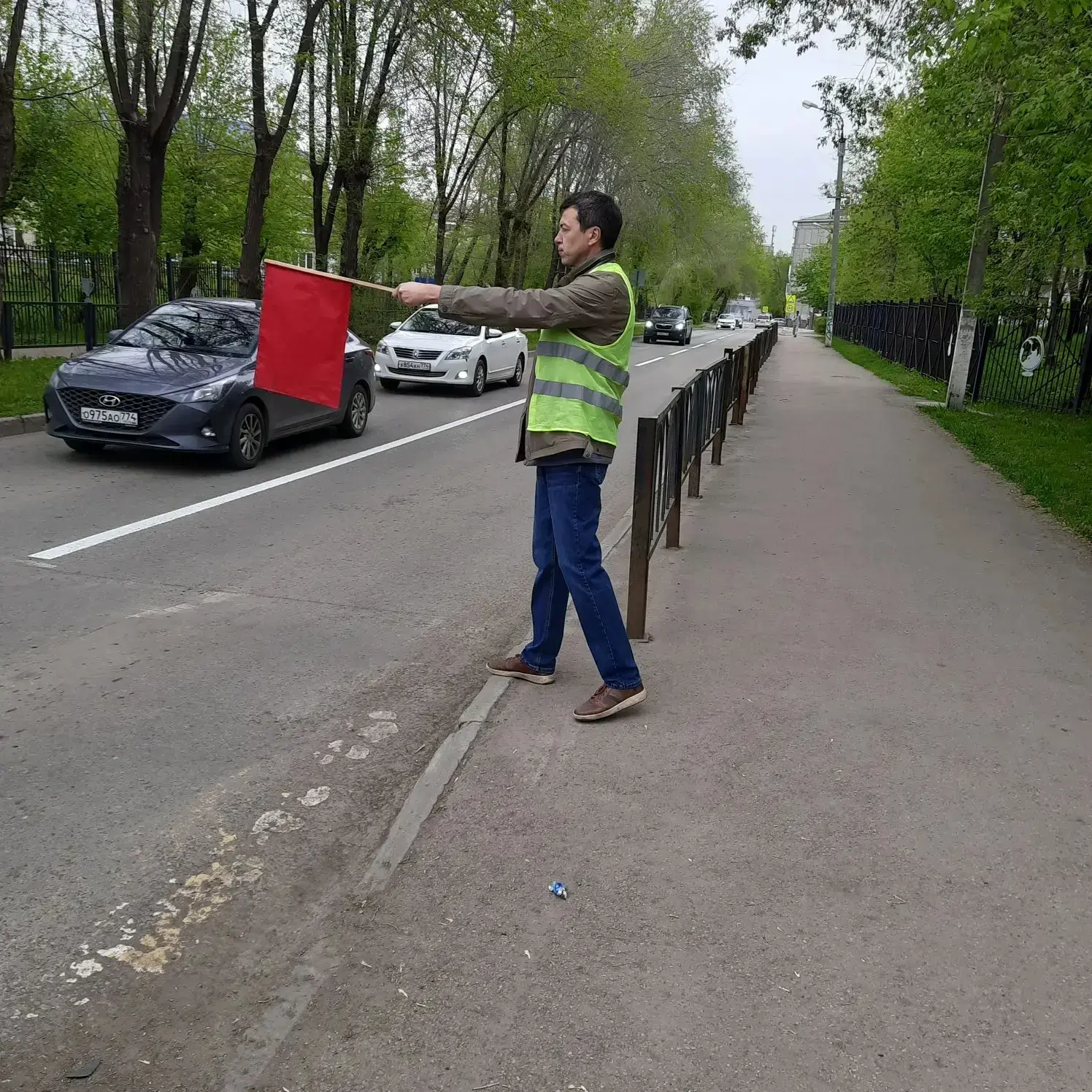 🚓⚡В Магнитогорске проходит рейдовое мероприятие "Ребенок - главный пассажир!".  🛃🚗Сотрудники полиции
